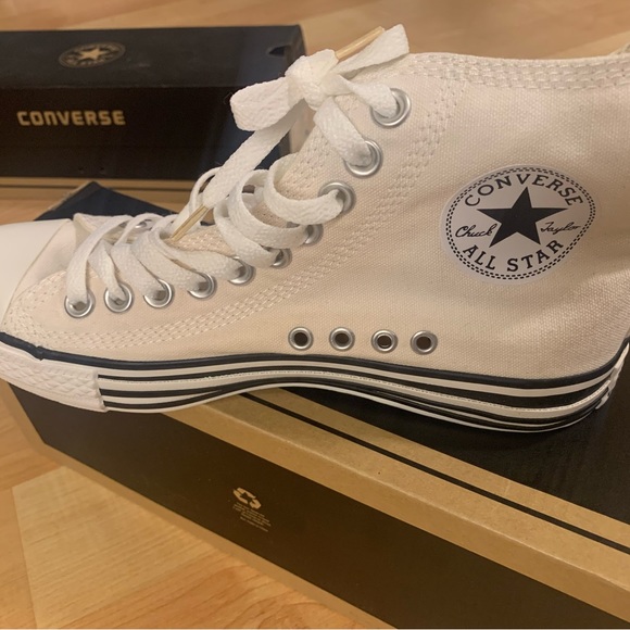 UNISEX HIGH-TOP CONVERSE SNEAKERS - Picture 2 of 4